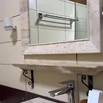 Sarajet E Pashait 1 게스트하우스 4*