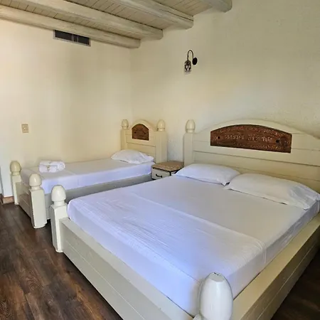 Maison d'hôtes Sarajet E Pashait 1 4*