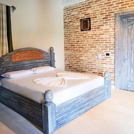 Casa de hóspedes Sarajet E Pashait 1 4*