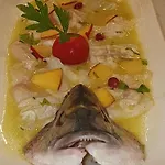 Sarajet E Pashait 1 ゲストハウス