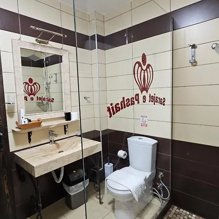 Sarajet E Pashait 1 Guest house
