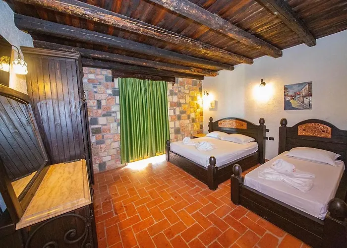 Sarajet E Pashait 1 Guest house