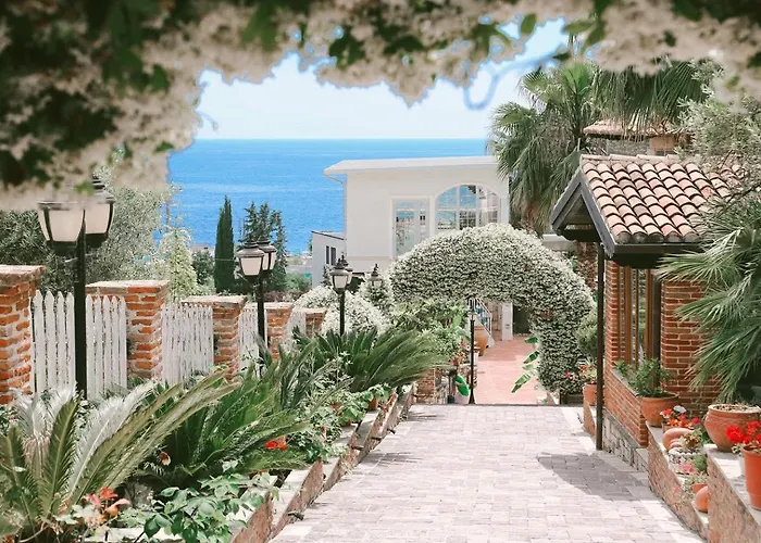 Sarajet E Pashait 1 Guest house 4*