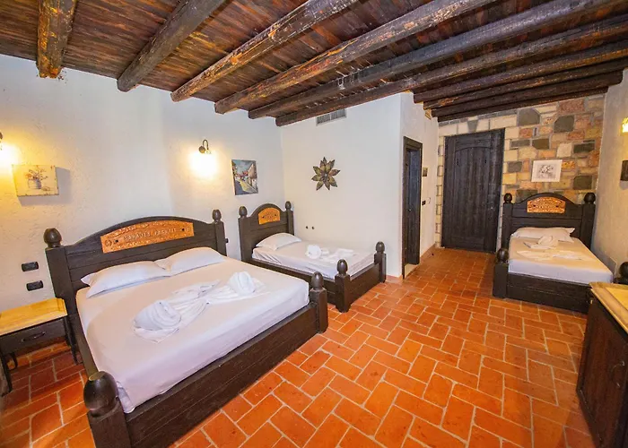 Sarajet E Pashait 1 Dhermi